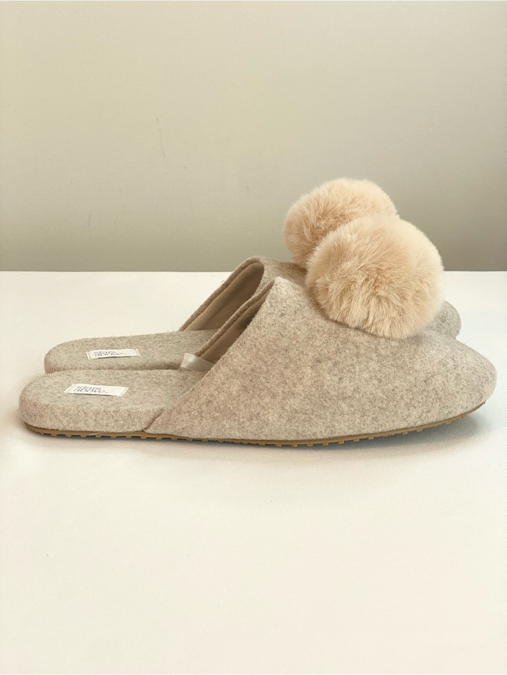 Neutral Taupe Faux Wool Pom Pom Slippers Size 9 Cozy Cottage Eclectic Grandma